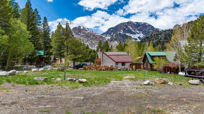 photo 2: 14 Minaret #19 Road, June Lake CA 93517