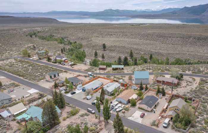 photo 1: 1118 E Mono Lake Dr, Lee Vining CA 93514