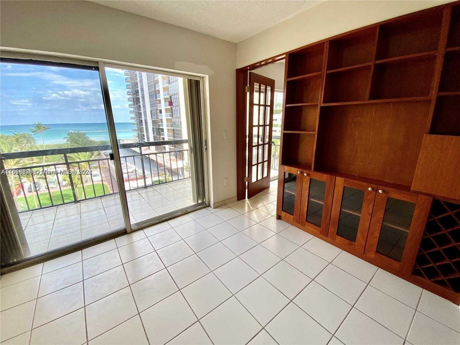 photo 2: 6444 Collins Ave Unit A15, Miami Beach FL 33141