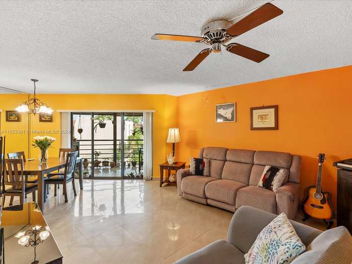 photo 2: 6555 W Broward Blvd Unit 404, Plantation FL 33317