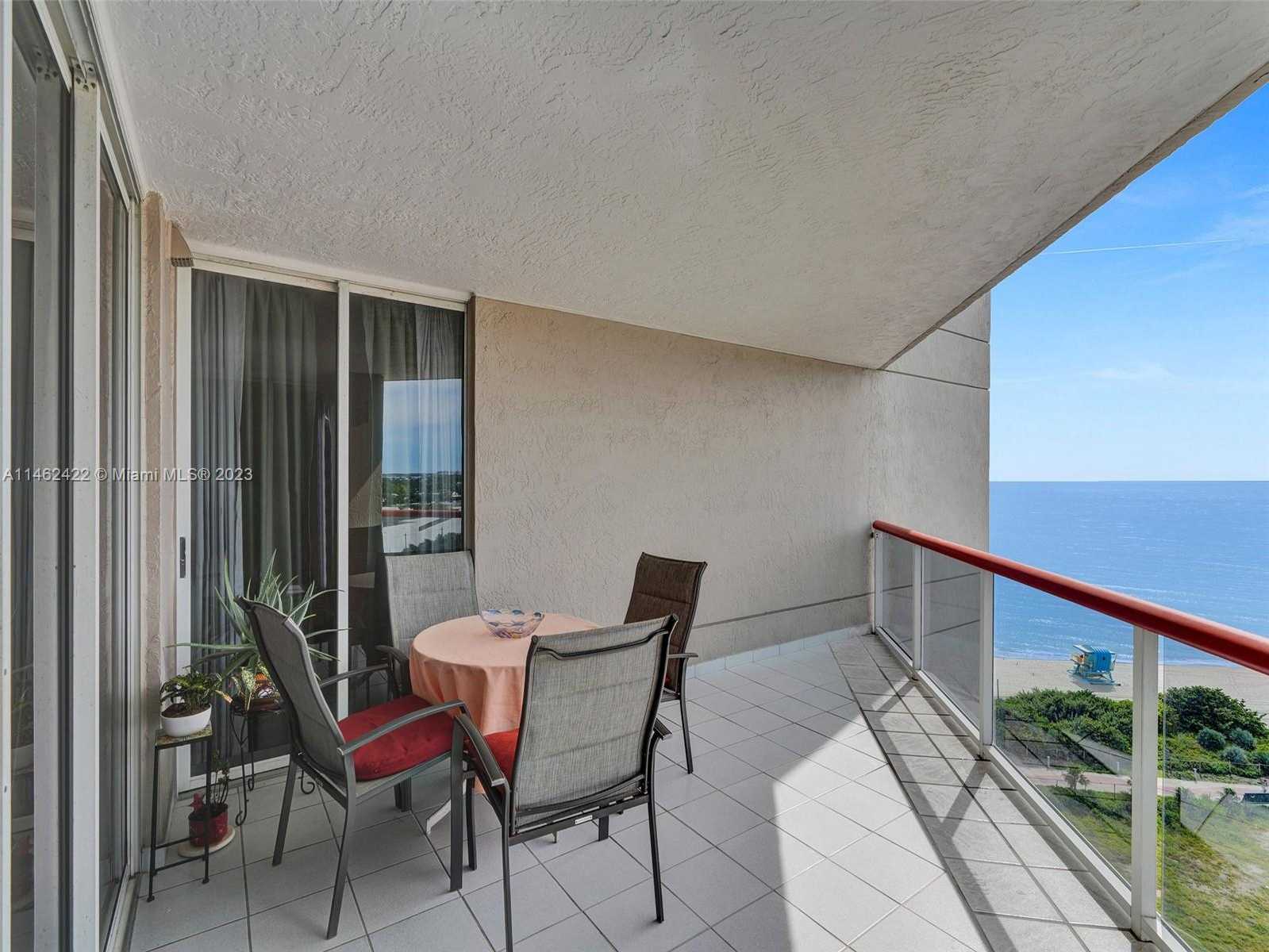 photo 3: 6767 Collins Ave Unit 1104, Miami Beach FL 33141