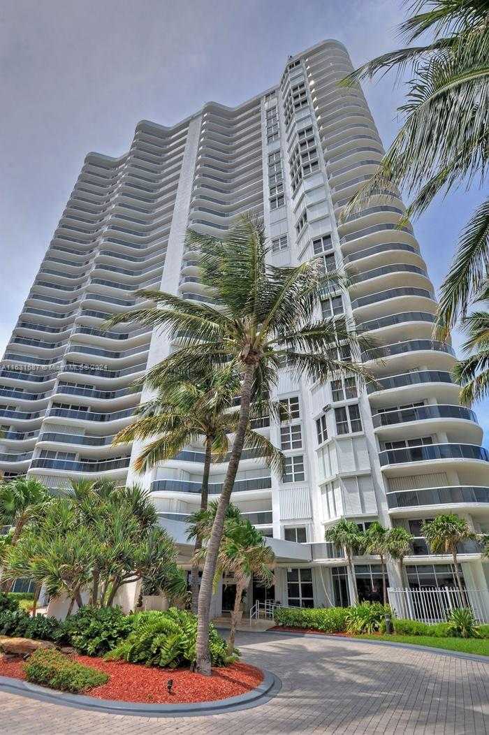 photo 1: 16711 Collins Ave Unit 602, Sunny Isles Beach FL 33160