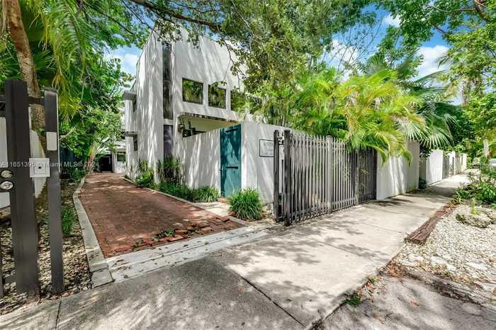 photo 1: 3122 Mary Street, Miami FL 33133