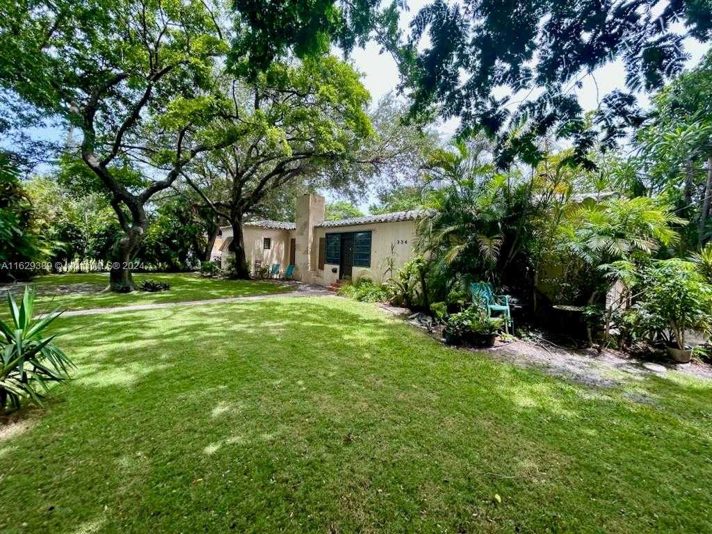 photo 3: 334 NE 107th St, Miami Shores FL 33161