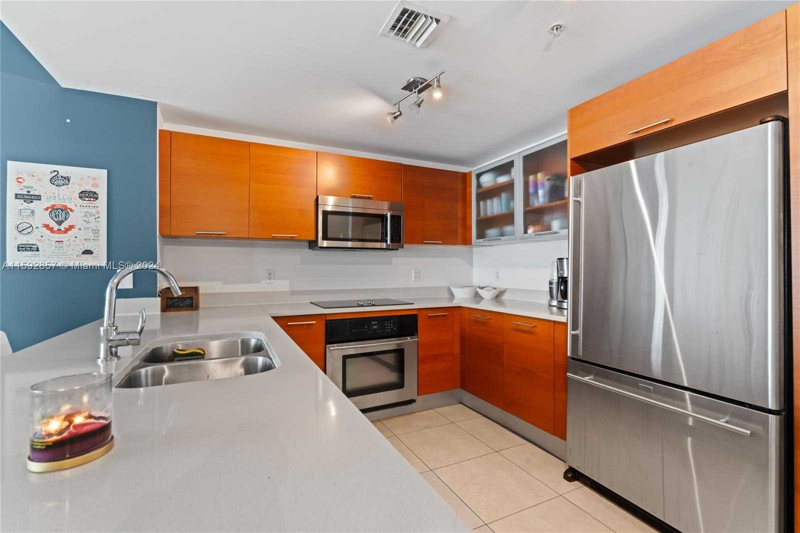 photo 3: 3250 NE 1st Ave Unit 1002, Miami FL 33137