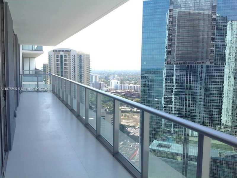 photo 3: 1300 BRICKELL BAY DR Unit 3400, Miami FL 33131