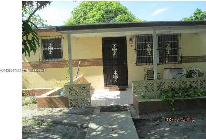 photo 1: 1351 NE 154th St, North Miami Beach FL 33162