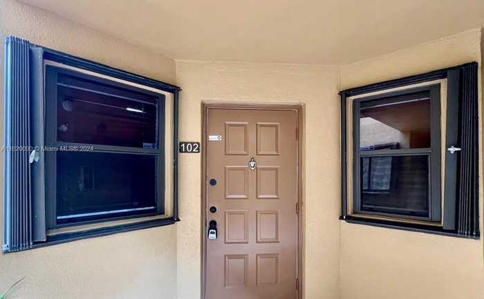 photo 26: 15579 N Miami Lakeway N Unit 102, Miami Lakes FL 33014