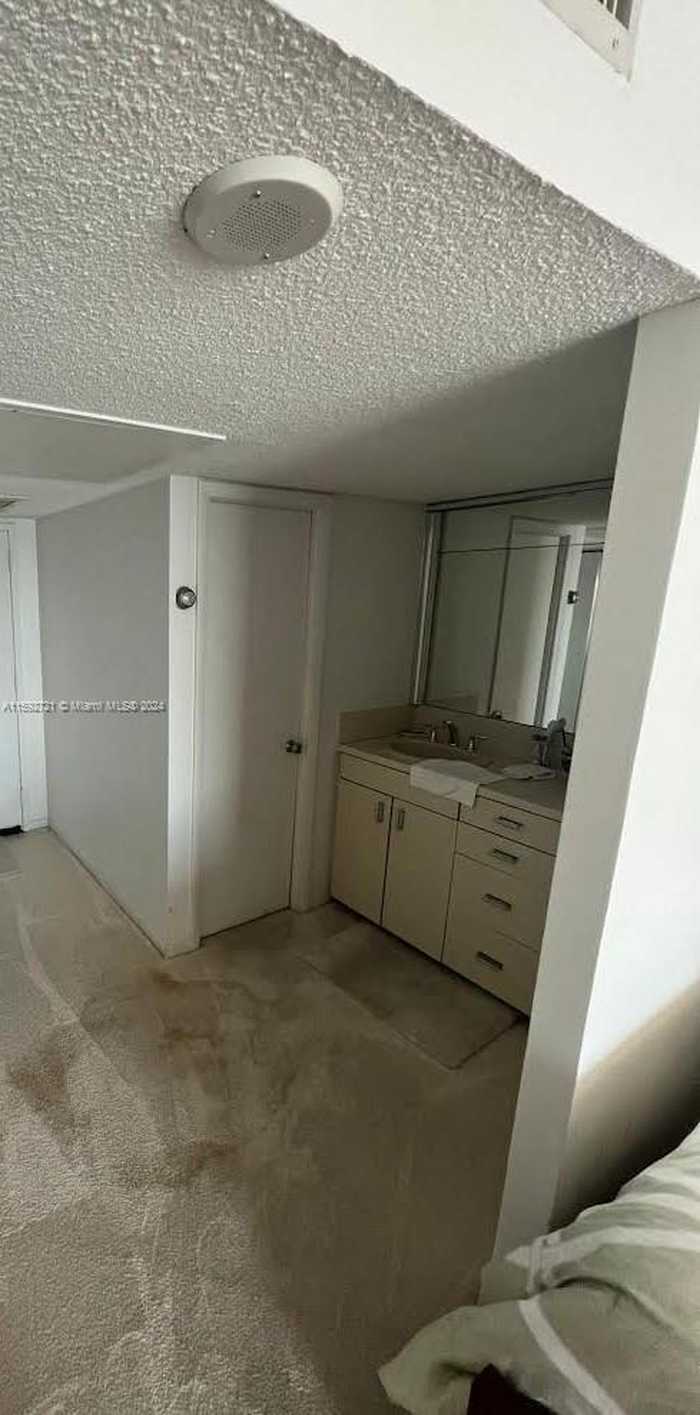 photo 22: 11111 Biscayne Blvd Unit 19F, Miami FL 33181