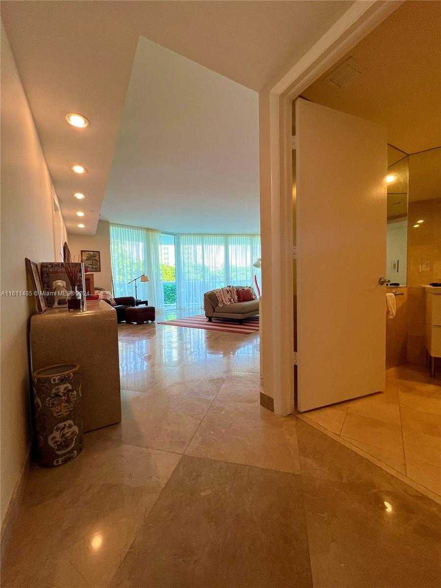 photo 2: 1000 S Pointe Dr Unit 408, Miami Beach FL 33139