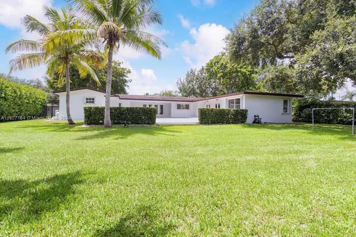 photo 33: 8545 SW 107th St, Miami FL 33156