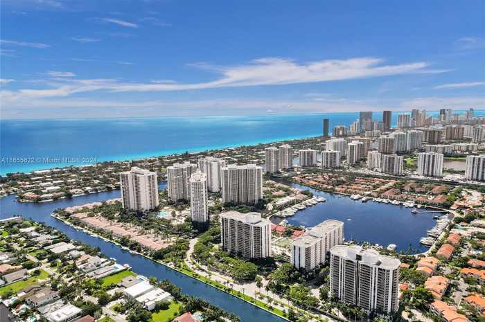 photo 1: 3640 Yacht Club Drive Unit 1508, Aventura FL 33180