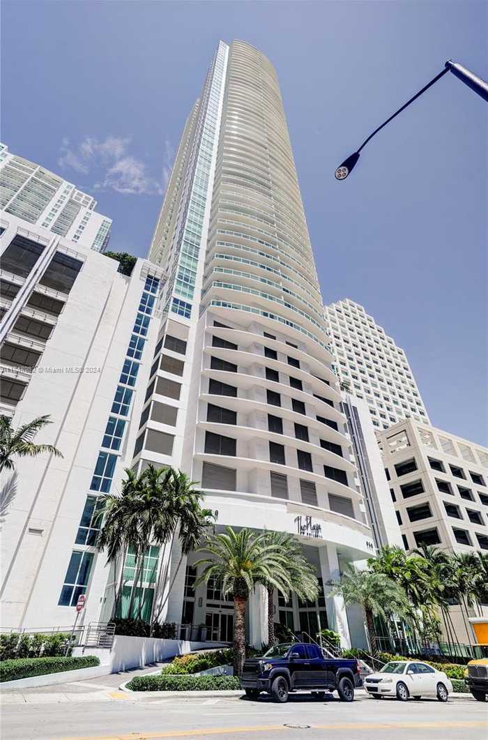 photo 6: 951 Brickell Ave Unit 1608, Miami FL 33131