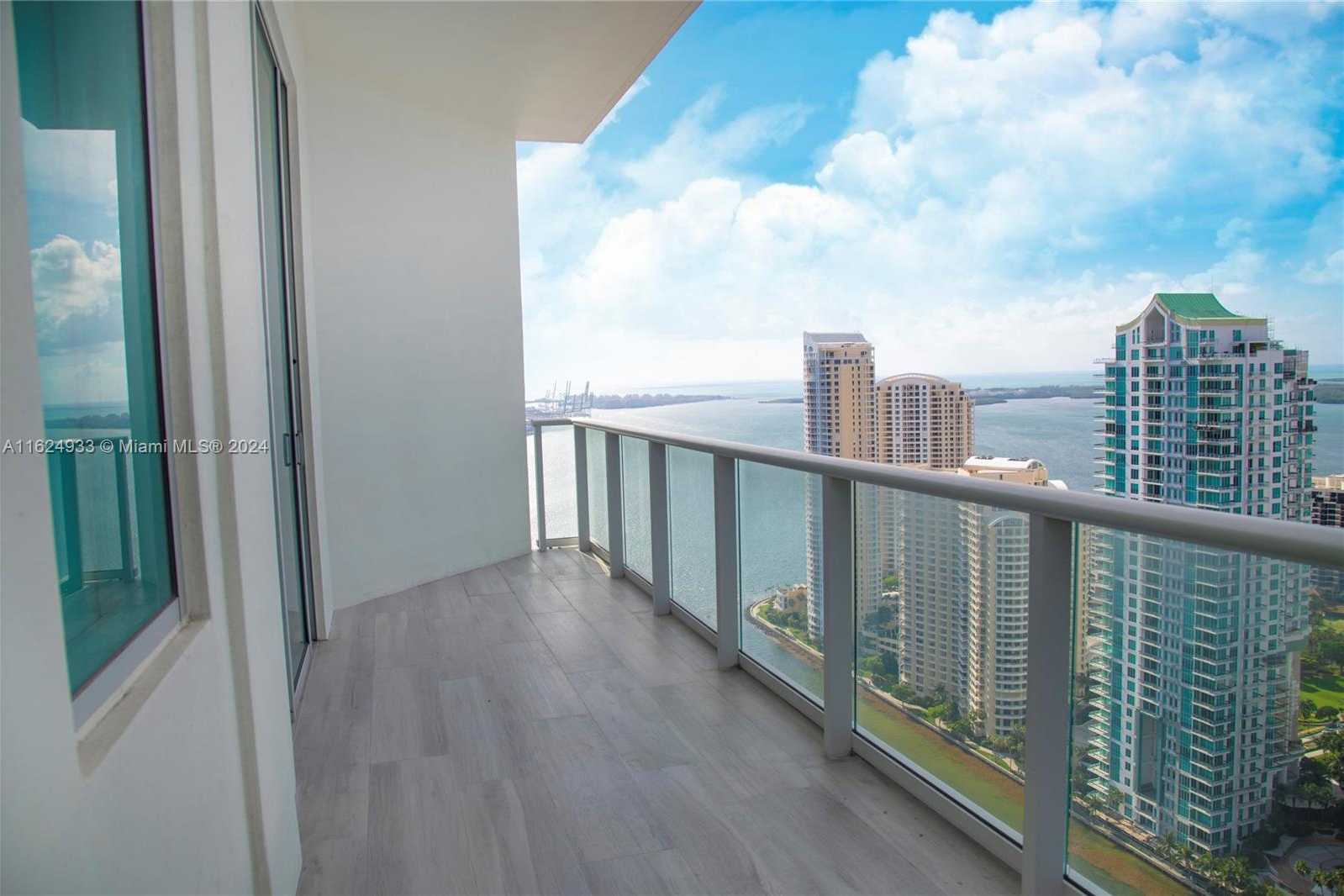 photo 1: 300 S Biscayne Blvd Unit PH- 3902, Miami FL 33131