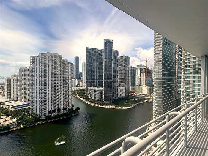 photo 2: 325 S Biscayne Blvd Unit 2917, Miami FL 33131