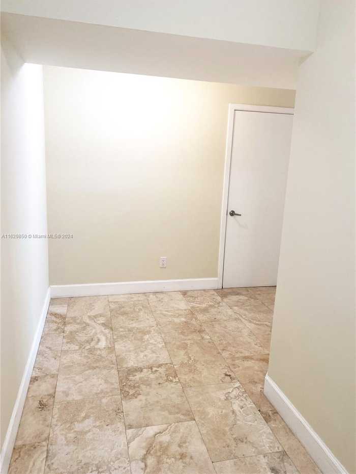 photo 2: 888 Biscayne Blvd Unit 3004, Miami FL 33130