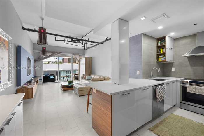 photo 2: 1200 West Ave Unit PH21, Miami Beach FL 33139