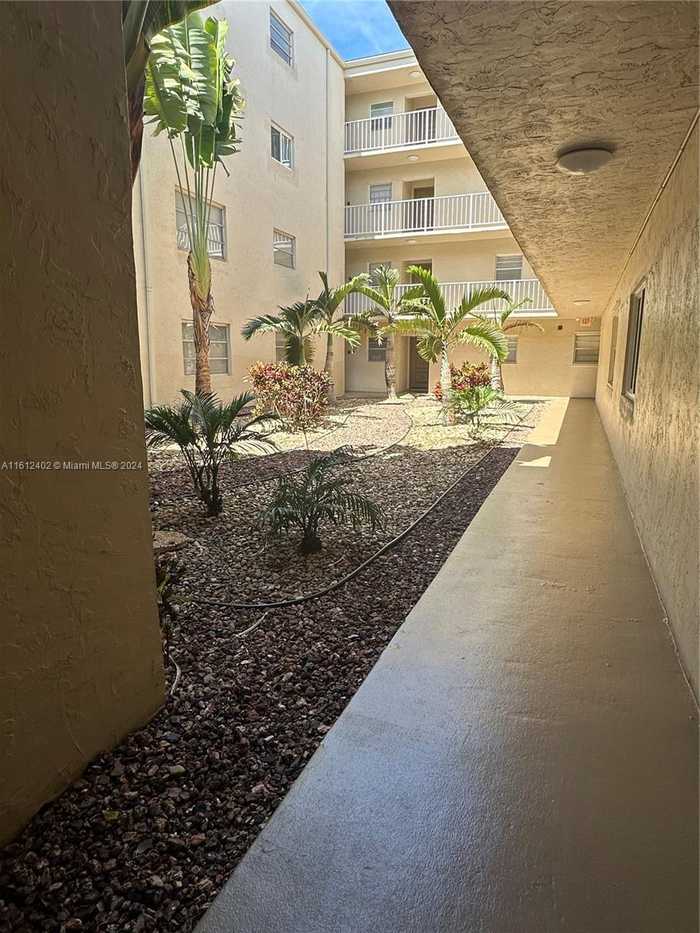 photo 2: 7765 SW 86th St Unit F2-110, Miami FL 33143