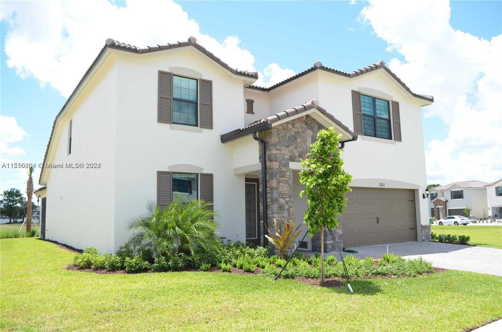 photo 3: 8161 NW 78th St, Tamarac FL 33321