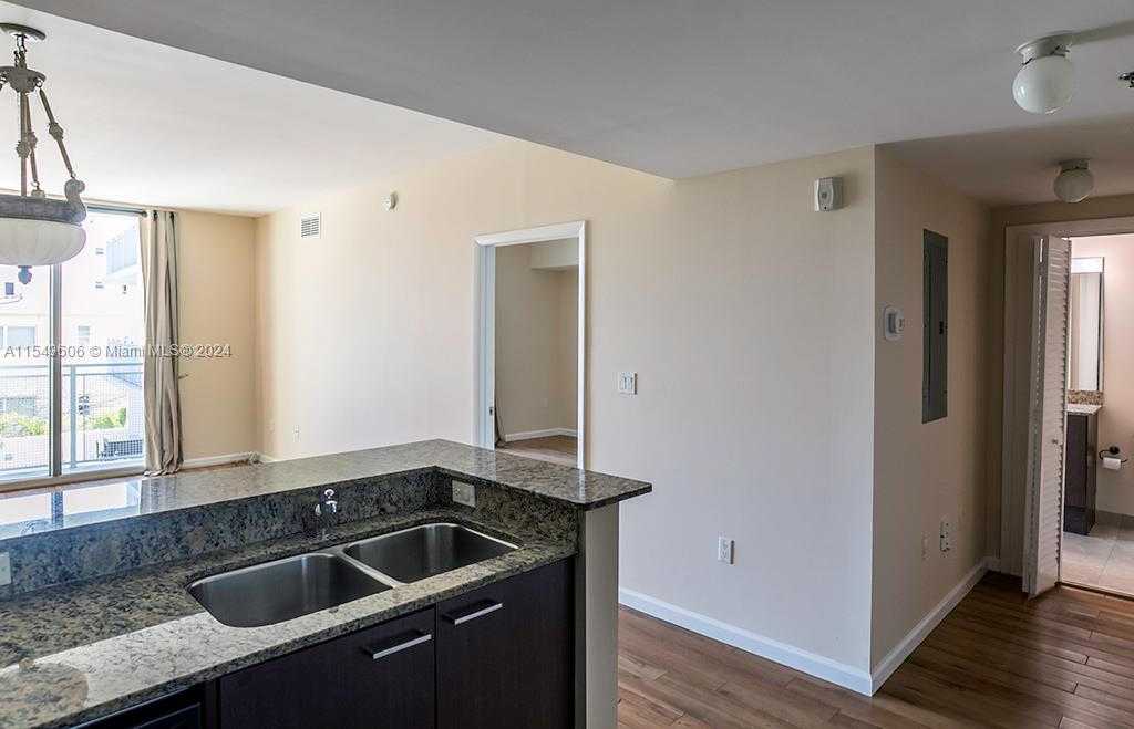 photo 3: 3001 SW 27th Ave Unit 308, Miami FL 33133