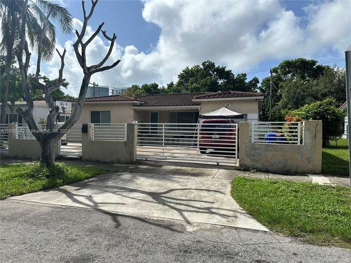 photo 11: undefined, Miami FL 33127