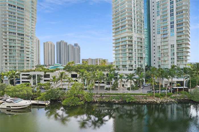 photo 2: 250 Sunny Isles Blvd Unit 3-504, Sunny Isles Beach FL 33160