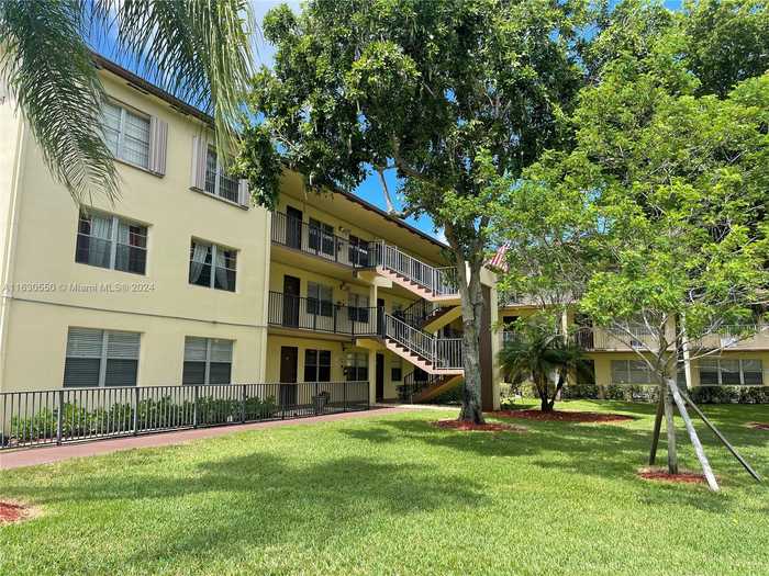 photo 1: 150 SW 134th Way Unit 304R, Pembroke Pines FL 33027