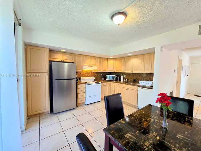 photo 2: 8420 SW 133rd Ave Rd Unit 419, Miami FL 33183