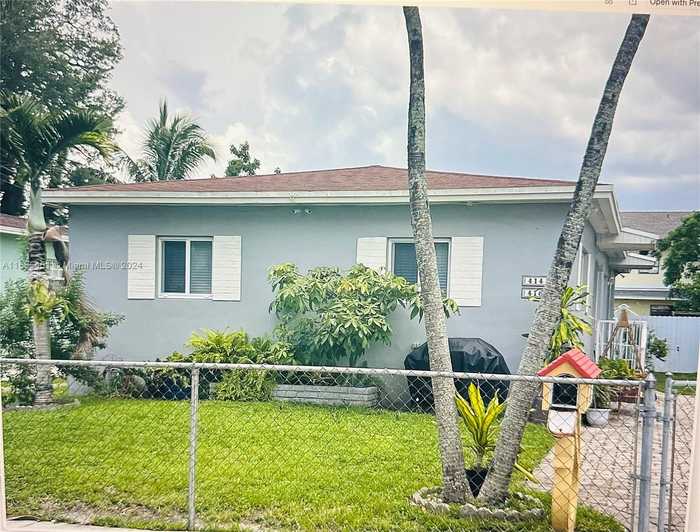 photo 2: 416 NW 35th Ave, Miami FL 33125