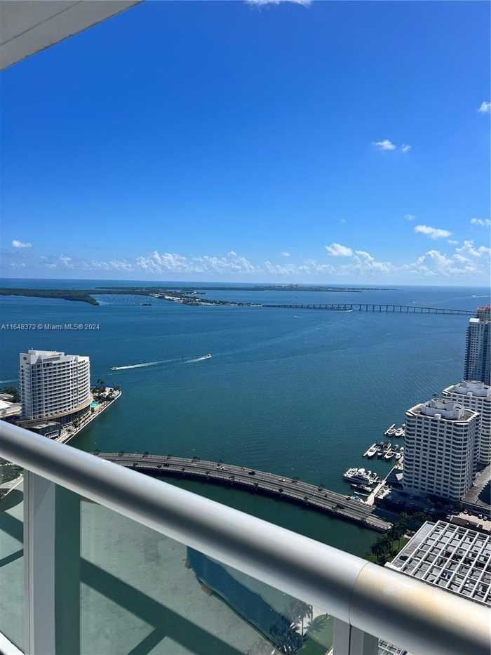 photo 1: 495 Brickell Ave Unit 4407, Miami FL 33131