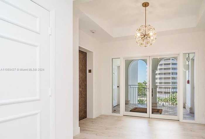 photo 2: 3500 Island Blvd Unit DPH01, Aventura FL 33160