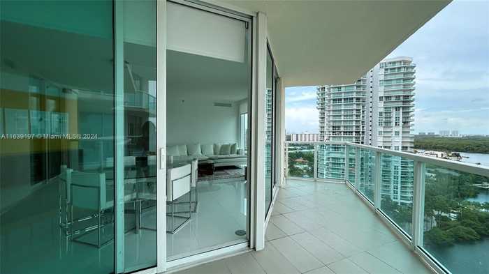 photo 2: 200 Sunny Isles Blvd Unit 2-1704, Sunny Isles Beach FL 33160