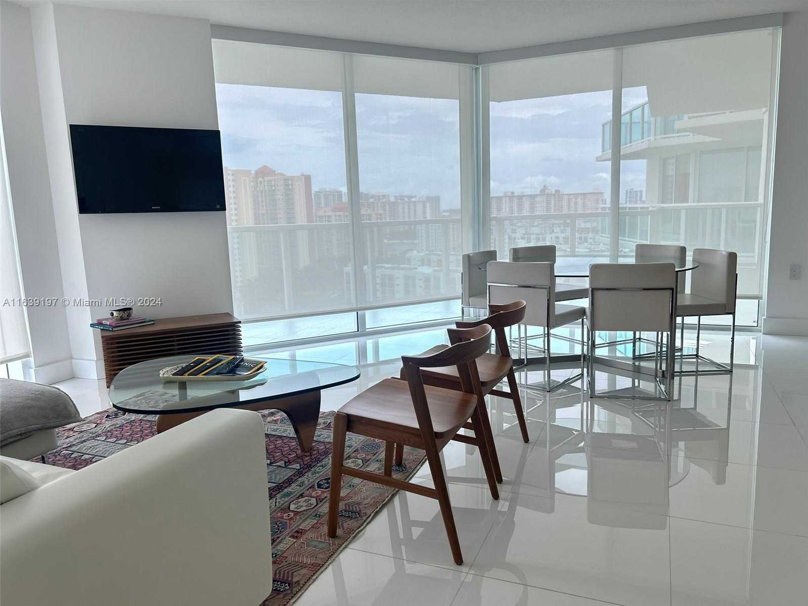 photo 3: 200 Sunny Isles Blvd Unit 2-1704, Sunny Isles Beach FL 33160