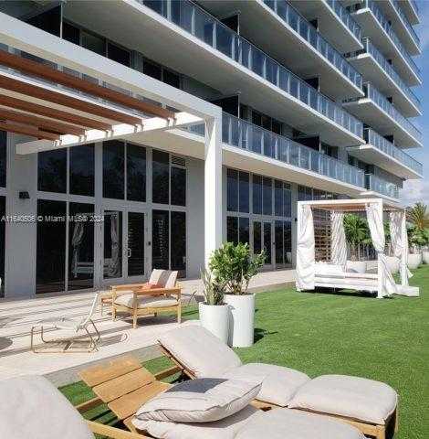 photo 3: 16385 Biscayne Blvd Unit PH7, North Miami Beach FL 33160