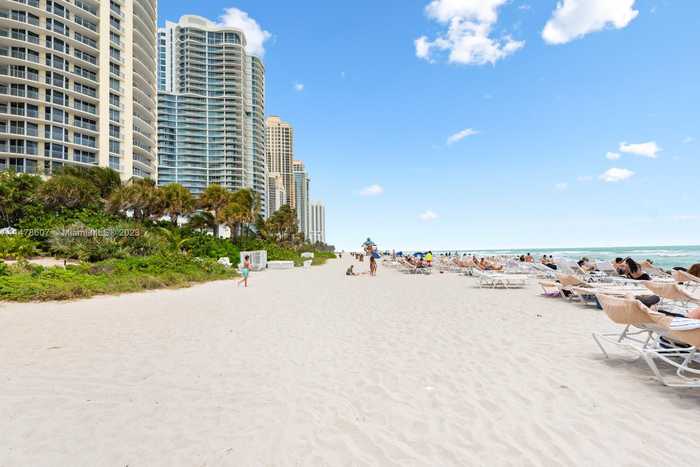 photo 32: 17315 Collins Ave Unit 606, Sunny Isles Beach FL 33160