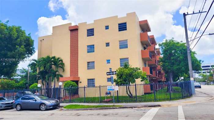 photo 22: 677 SW 9th Ave Unit 304, Miami FL 33130