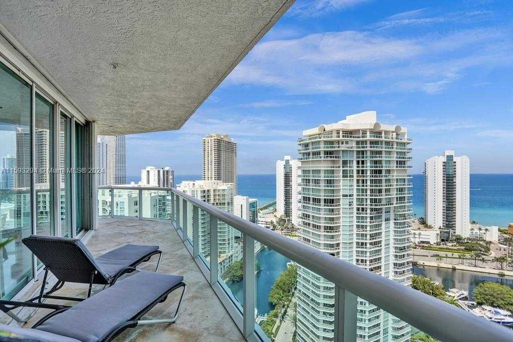 photo 2: 16500 Collins Ave Unit 2651, Sunny Isles Beach FL 33160