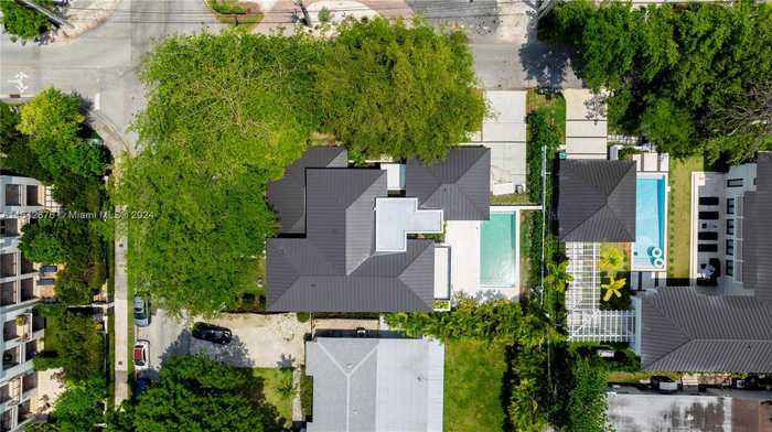 photo 33: 5550 SW 74th St, Miami FL 33143