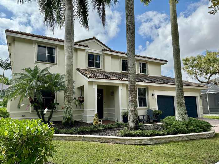 photo 2: 1307 Peregrine Way, Weston FL 33327