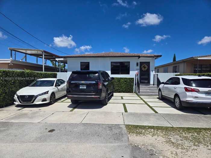 photo 1: 445 NW 60th Ct, Miami FL 33126