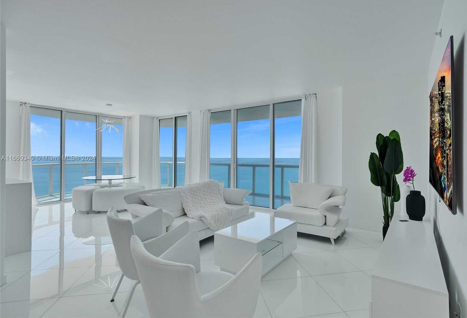 photo 3: 6365 Collins Ave Unit 2403, Miami Beach FL 33141