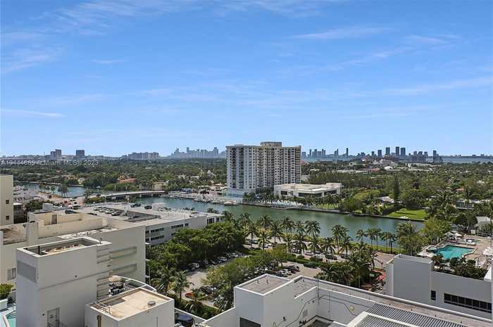 photo 2: 4391 COLLINS AVE Unit 1415, Miami Beach FL 33140