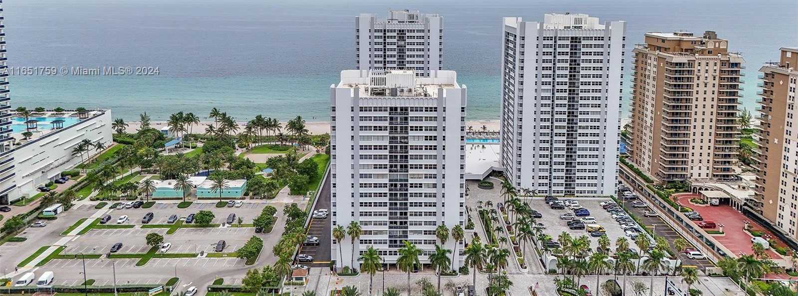 photo 1: 1880 S Ocean Dr Unit TS106, Hallandale Beach FL 33009