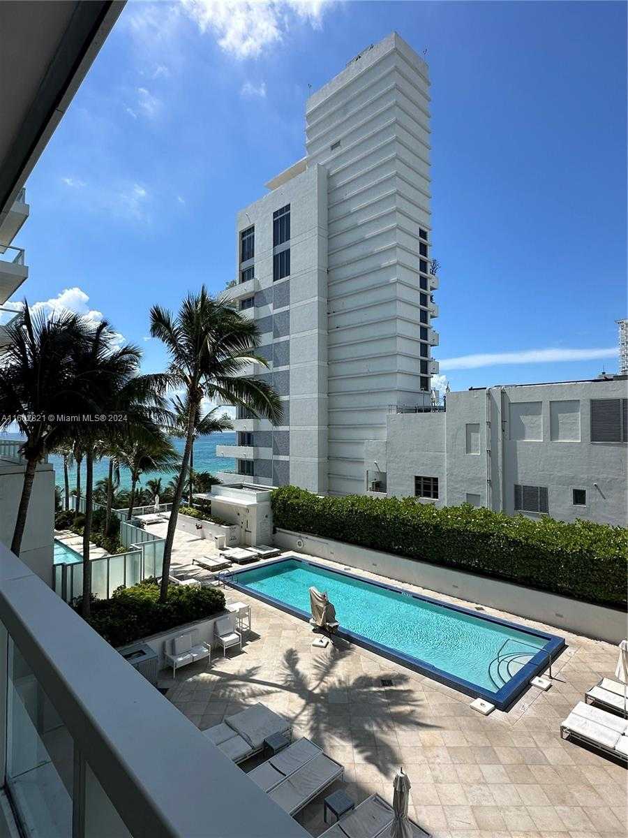 photo 3: 4391 Collins Ave Unit 816, Miami Beach FL 33140