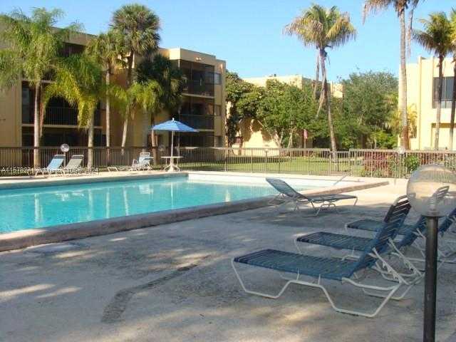 photo 3: 8401 SW 107th Ave Unit 316E/315E, Miami FL 33173