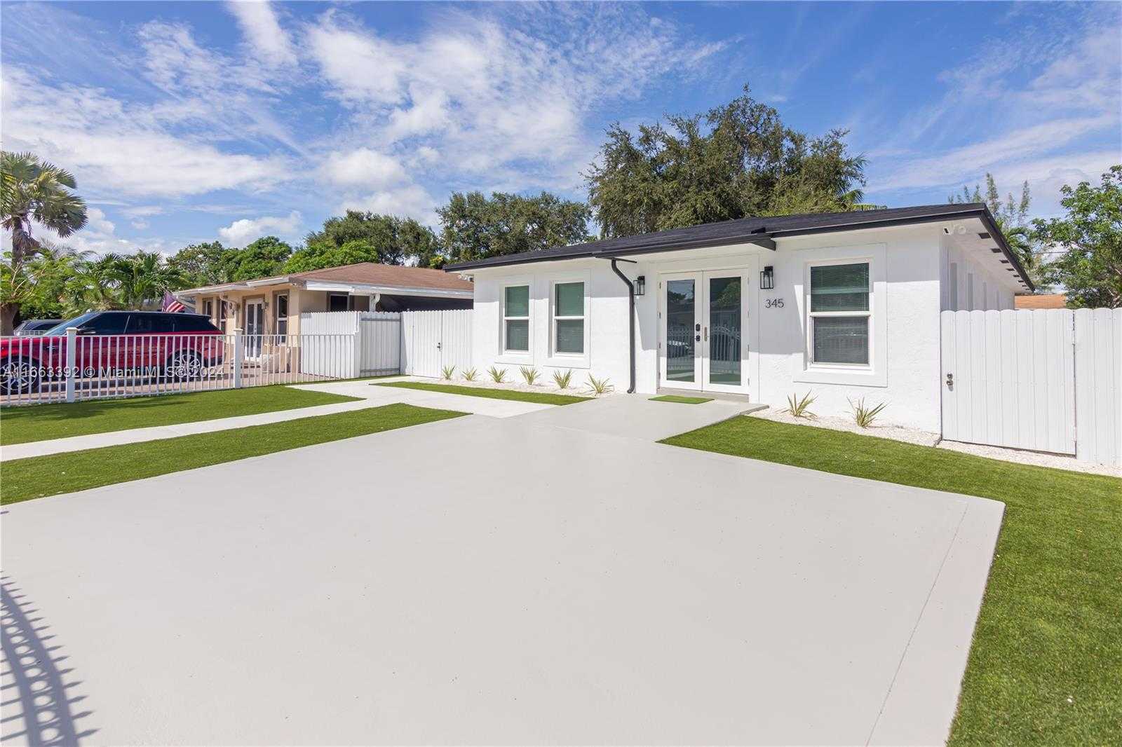 photo 2: 345 NW 45th St, Miami FL 33127