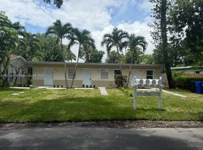 photo 43: 930 SW 29th St, Fort Lauderdale FL 33315