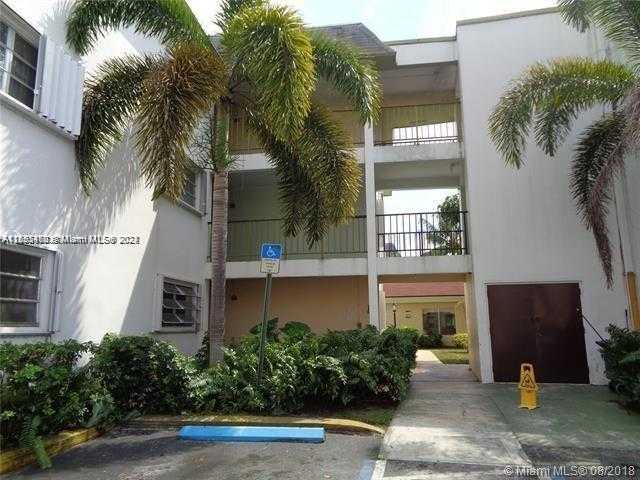 photo 2: 15221 NE 6th Ave Unit A301, Miami FL 33162