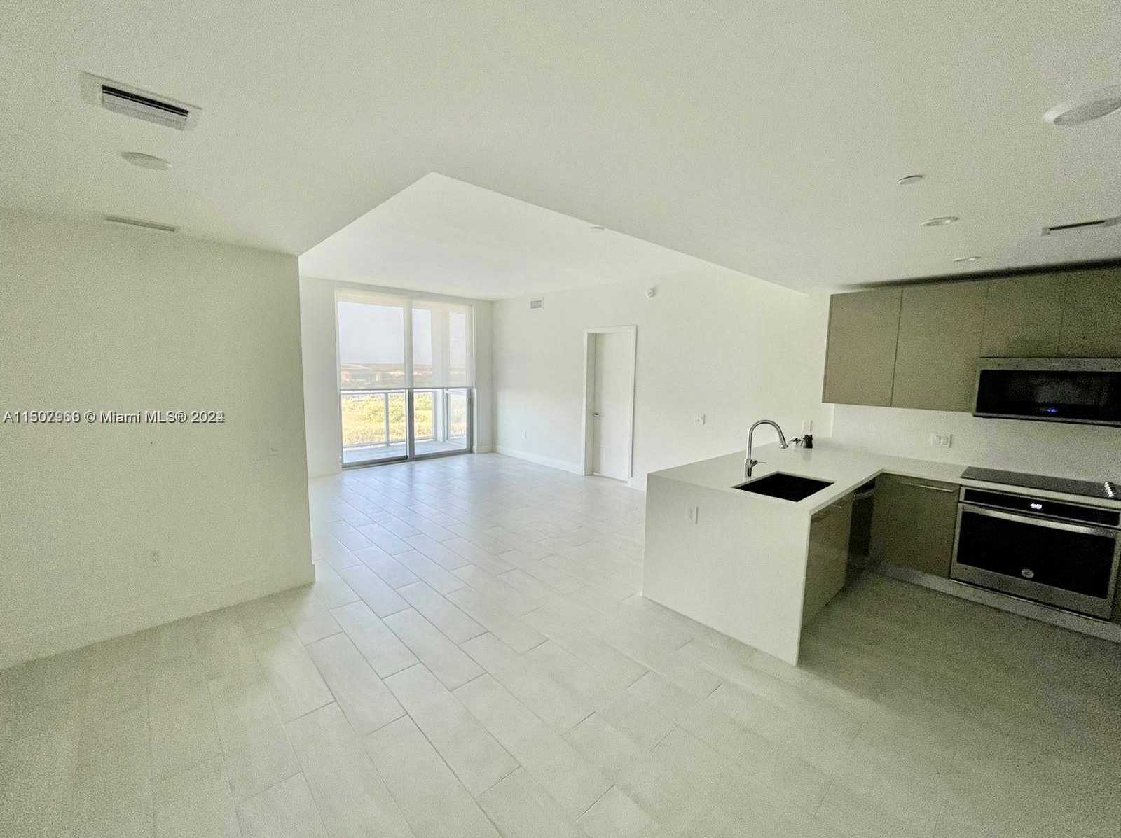 photo 3: 2000 Metropica Way Unit 1602, Sunrise FL 33323