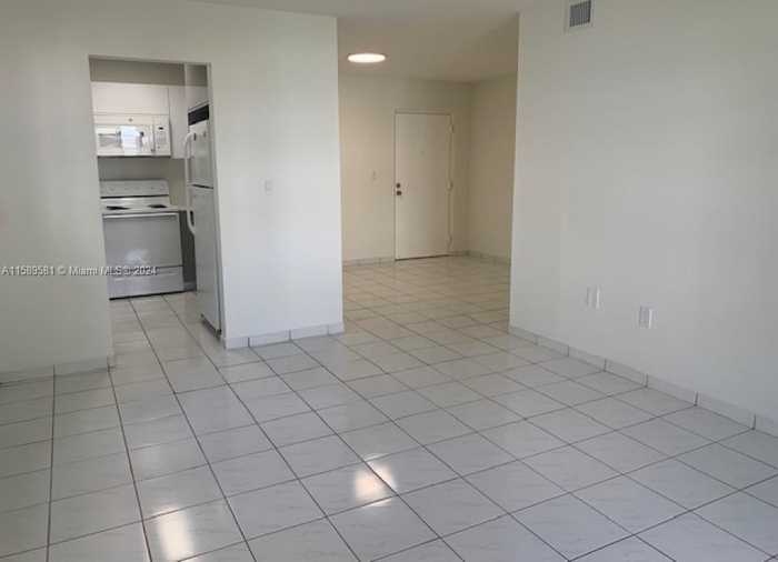 photo 2: 1101 SW 122nd Ave Unit 205, Miami FL 33184